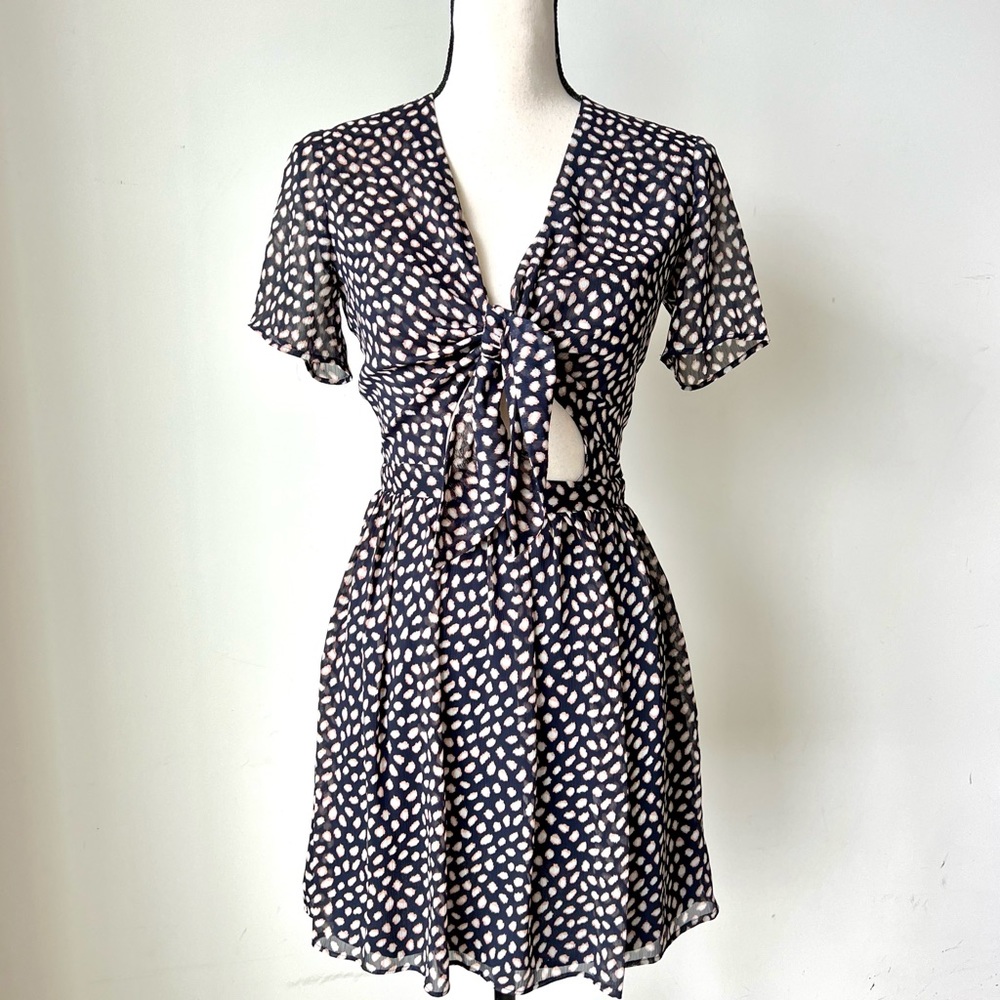 TOPSHOP Peek-A-Boo Tie Front Dot Print Flowy Fit And Flare Dress—SZ. 2